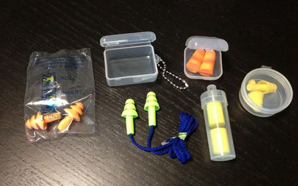 2H 2 - Silicone Reusable Ear Plugs with Corded CT265