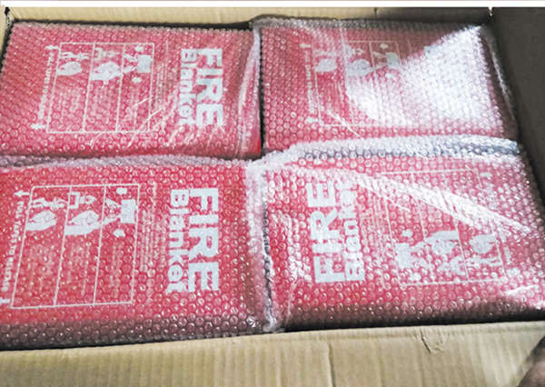 2 5 - China AS/NZS 3504 Fireproof Fire Blanket FB1212